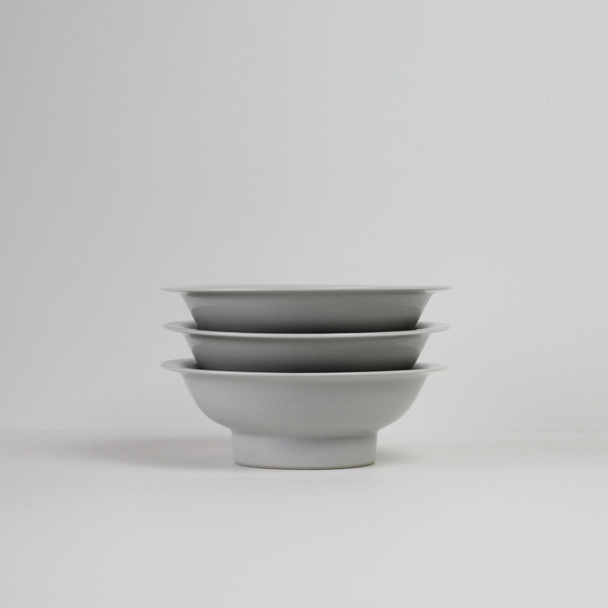 Soft Deep Rim Bowl by Cecilie Manz